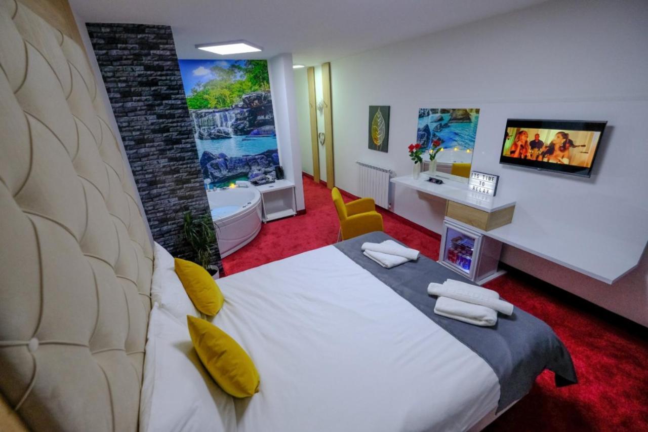 Delux Apartmani Bulevar SJJ Exterior foto