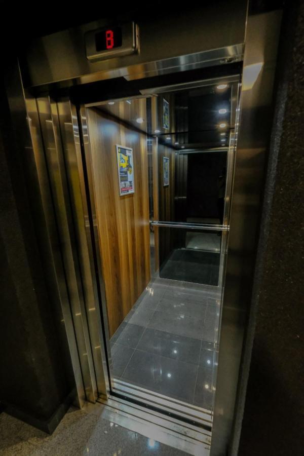 Delux Apartmani Bulevar SJJ Exterior foto